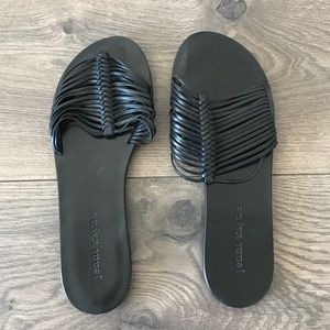 Jenni Kayne black flat sandals, barely worn.